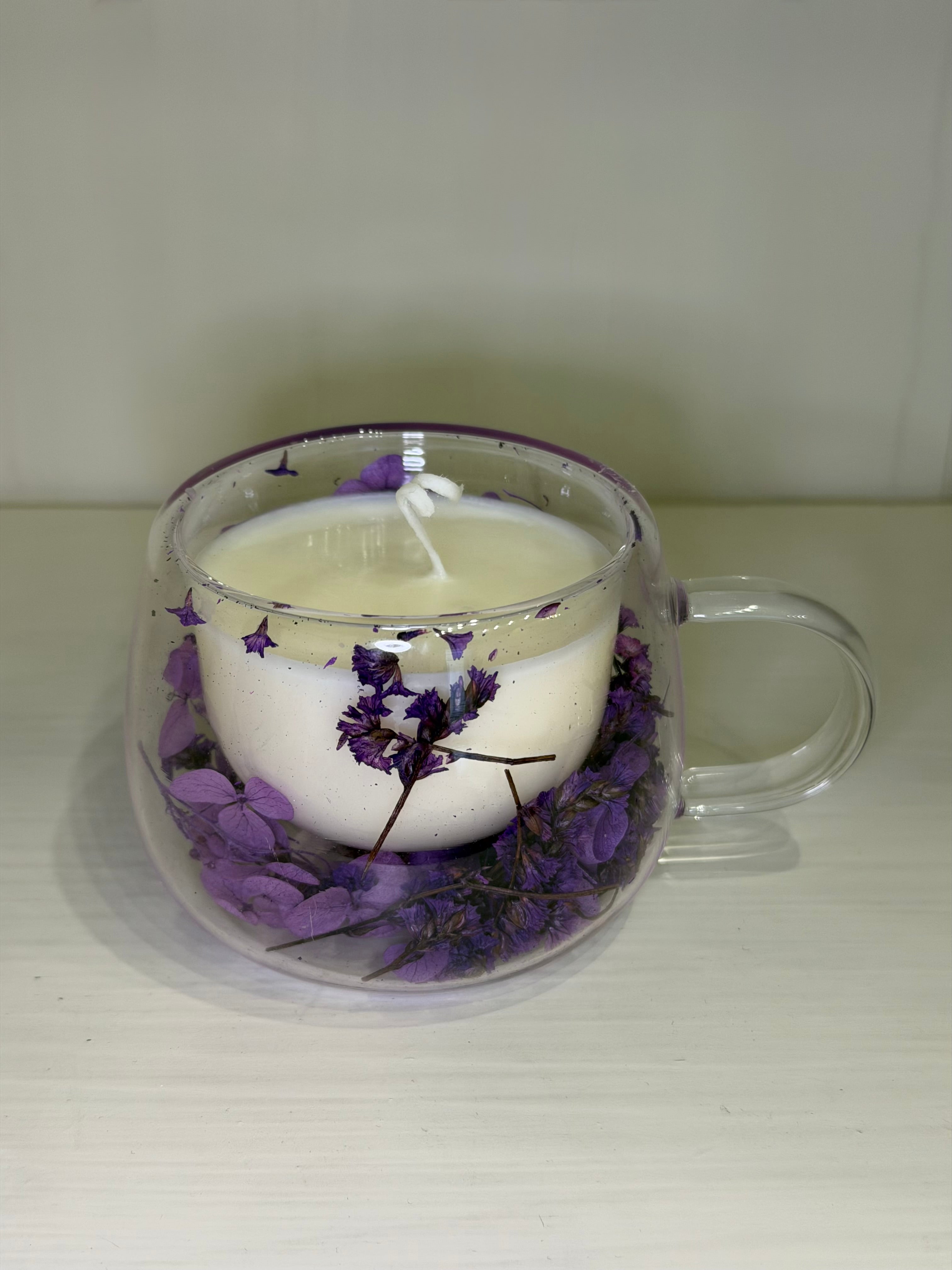 Dubbelwandige tas met droogbloemen