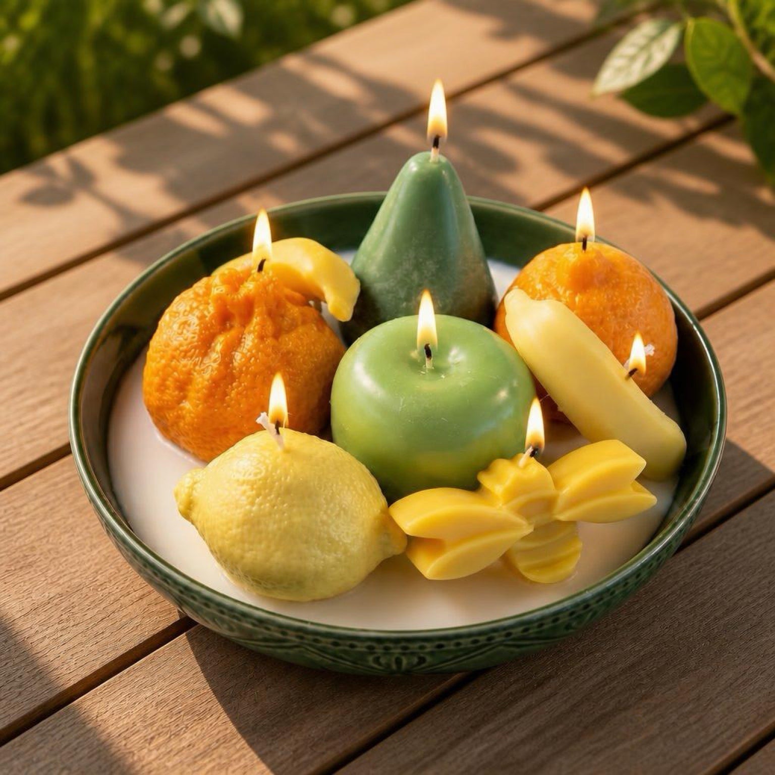 Zomerse fruitschaal met citronella