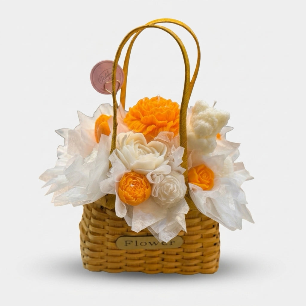 Bouquet Candle in rieten mandje
